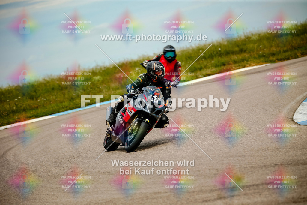 Chambley Juli-2706 | Hier findet Ihr Bilder von Touristenfahrten auf der Nürburgring Nordschleife oder von anderen Veranstaltungen die ich besucht habe. Viel Spass beim Durch Schauen 