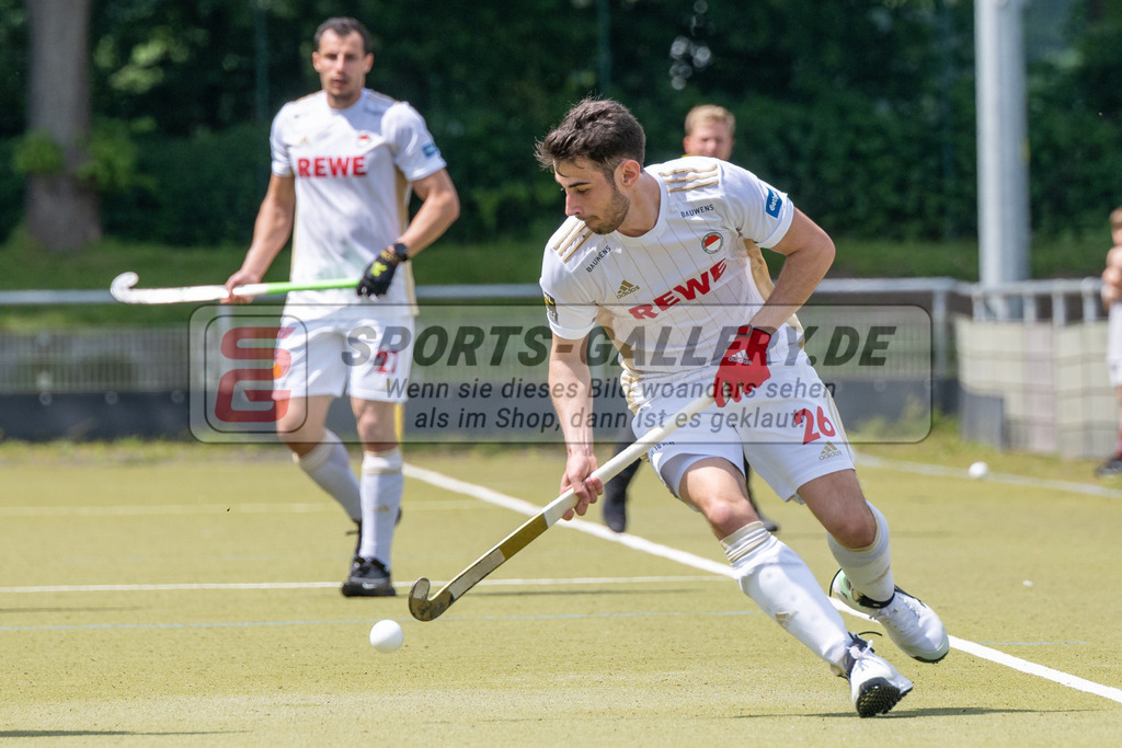 SFE_20230521_0113 | 1. Bundesliga Hockey Viertelfinale 3 Herren Rot-Weiss Köln - Berliner HC am 21.05.2023 in Köln (KTHC Stadion Rot-Weiss Köln Tennis and Hockey Club), Photo: Stephan Fehrmann 2023 (Sports-Gallery),Elian Mazkour ( Rot-Weiss Köln #26 )