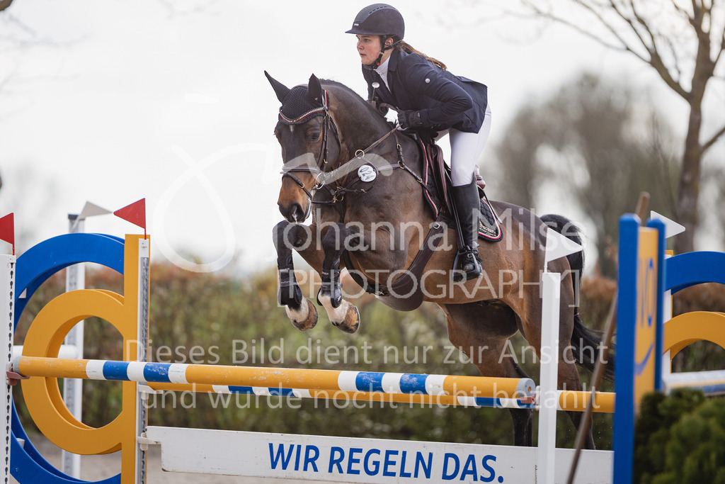 230426_HofSosath_Stil-L-546 | Deine schönsten Turniermomente als professionelle Fotos! Entdecke hochwertige Pferdesport-Fotografie im Online-Shop. Jetzt Fotos finden & bestellen!