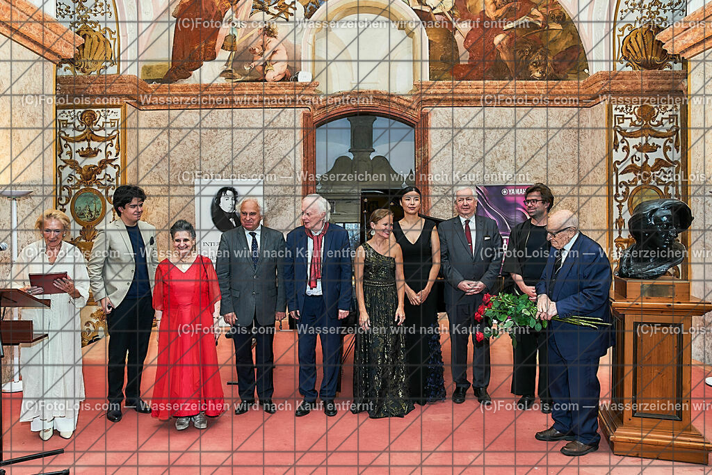 ALS1133_XXXIX-Chopin-Festival_Nocturno_Rasen an Kanitzer | (C)FotoLois.com, Alois Spandl, XXXIX. internationales CHOPIN-Festival in der Kartause Gaming, NOCTURNO - nächtliches Konzert bei Kerzenlicht, Sa 5. August 2023.