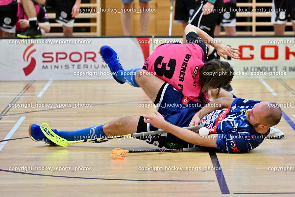 VSV Unihockey vs. Wiener Floorballferein 6.4.2024 | #3 Jesse Laukkanen Wiener Floorballverein, #13 Jan Sláma VSV Unihockey, VSV Unihockey vs. Wiener Floorballferein 6.4.2024, VSV Unihockey vs. Wiener Floorballferein  am 06.04.2024 in Villach (Ballspielhalle St. Martin), Austria, (Photo by Bernd Stefan)