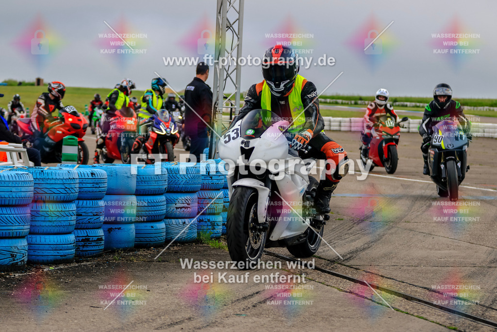 MotoTeam-7923 | Hier findet Ihr Bilder von Touristenfahrten auf der Nürburgring Nordschleife oder von anderen Veranstaltungen die ich besucht habe. Viel Spass beim Durch Schauen 