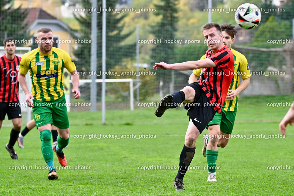 WSG Radenthein vs. FC Nussdorf Debant | #4 Tobias Jeller FCWR Nussdorf Debant, #98 Gaber Petric WSG Radenthein, WSG Radenthein vs. FC Nussdorf Debant, WSG Radenthein vs. FC Nussdorf Debant am 26.10.2024 in Radenthein (Sportplatz Radenthein), Austria, (Photo by Bernd Stefan)