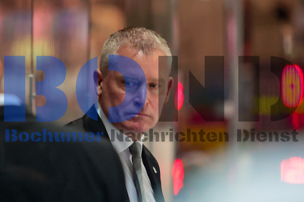 SES_ISEDRE20251010-12 | bond - Realisiert mit Pictrs.com