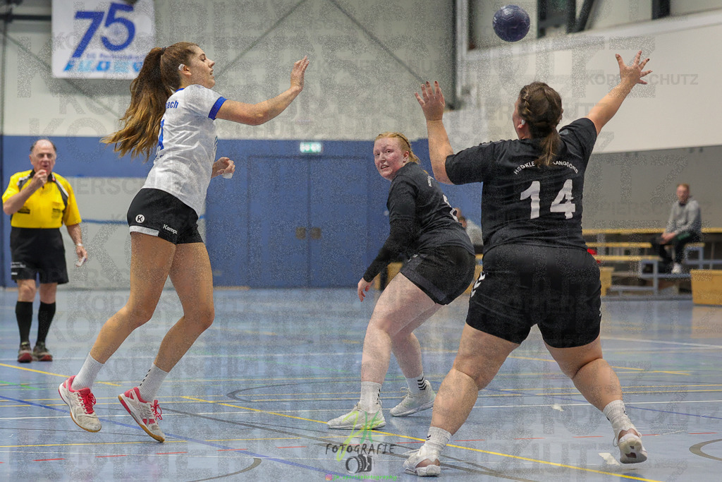 Frauen 2. Bezirksklasse, SG Rechtenbach - HSG Kleenheim/Langgöns III | Frauen 2. Bezirksklasse, SG Rechtenbach - HSG Kleenheim/Langgöns III am 16.11.2024 in Rechtenbach (Sporthalle Rechtenbach)Photo © 2024 - Jörg Heinrich - Realisiert mit Pictrs.com