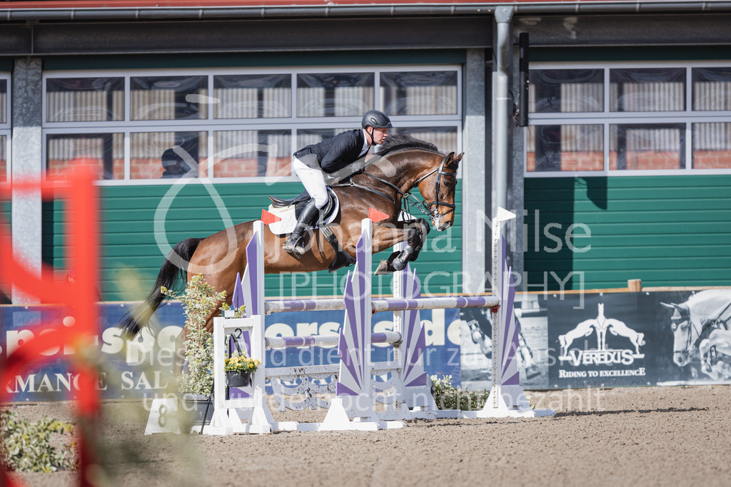 230411_Mühlen_04SprPf-L-416 | Deine schönsten Turniermomente als professionelle Fotos! Entdecke hochwertige Pferdesport-Fotografie im Online-Shop. Jetzt Fotos finden & bestellen!