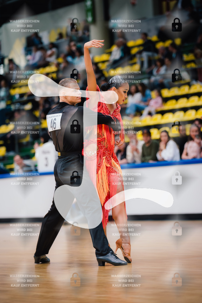 Hessen Tanzt WDSF International Open Latin 8th (46) Egor Nikolaev _ Jerry Lee (Hong Kong_ China)-2025-05-18-5078 | Webshop for digital downloads and prints of dance sport, event & show photographer Julian Link - Realisiert mit Pictrs.com