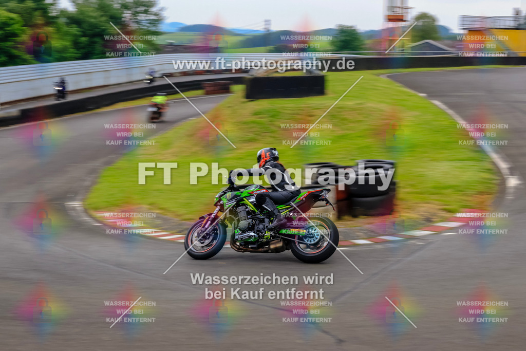 OBK-6029 | Hier findet Ihr Bilder von Touristenfahrten auf der Nürburgring Nordschleife oder von anderen Veranstaltungen die ich besucht habe. Viel Spass beim Durch Schauen 