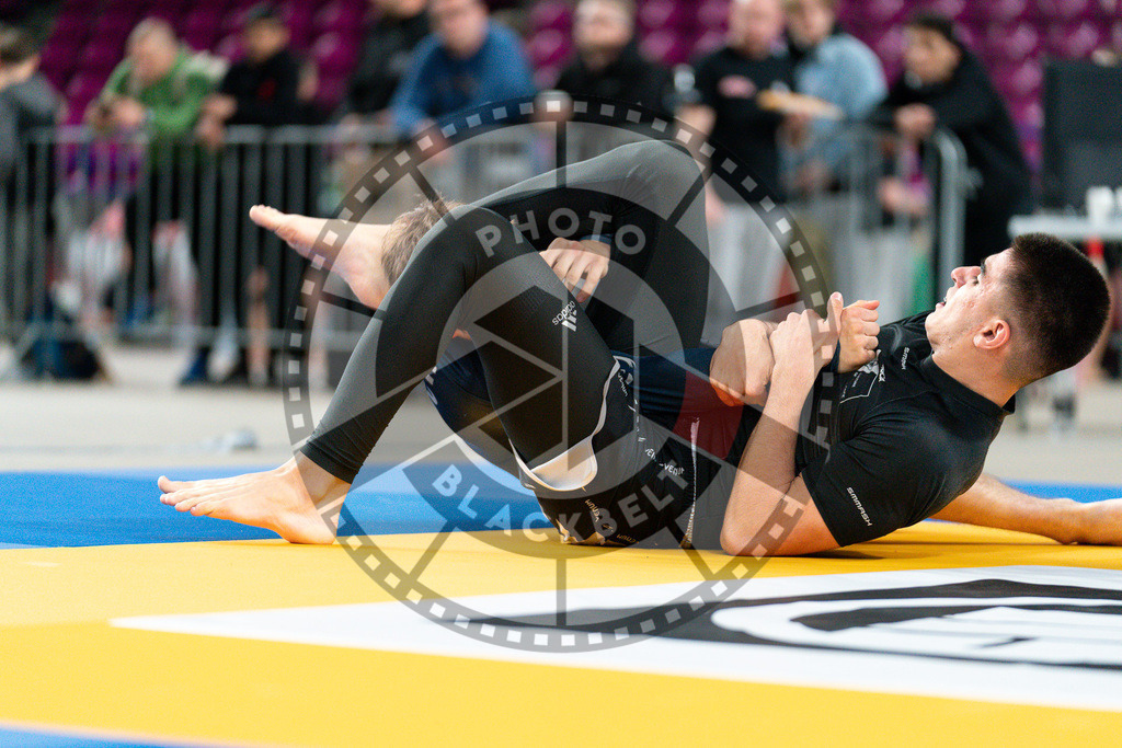 20250517PBB2682 | Athletes compete during the first day of the ADCC Amateur World Championship on May 15, 2025 in Warsaw, Poland. © Chiara Dazi / photoblackbelt