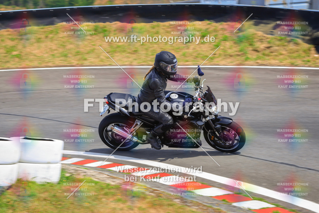 _DSK2644 | Hier findet Ihr Bilder von Touristenfahrten auf der Nürburgring Nordschleife oder von anderen Veranstaltungen die ich besucht habe. Viel Spass beim Durch Schauen 