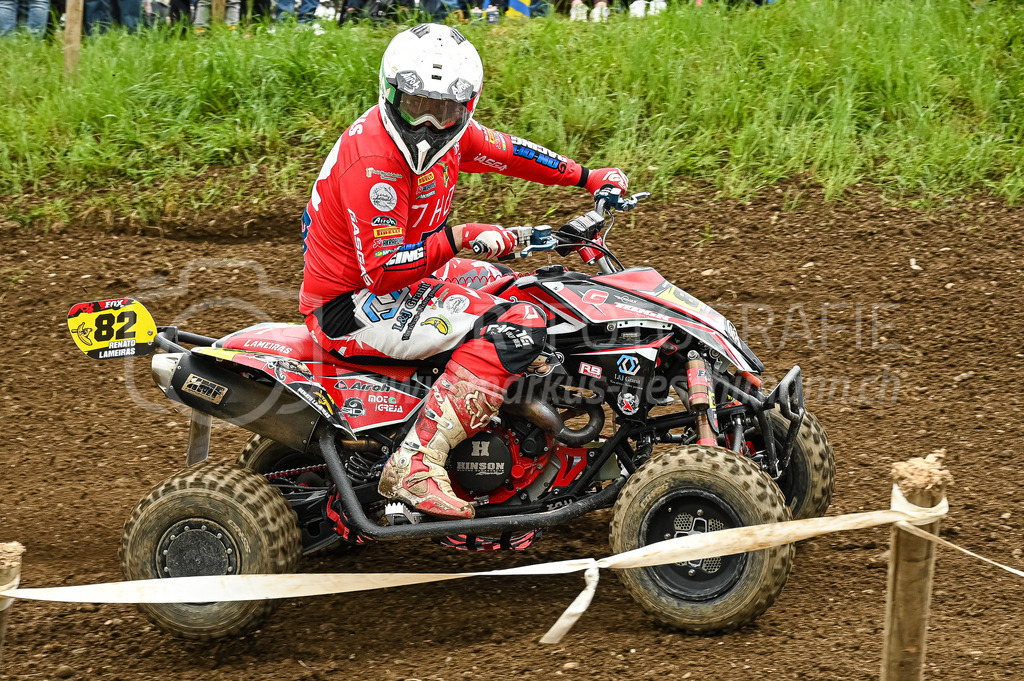 Motocross Schlatt bei Winterthur - 30. April 2023 | #82 De Jesus Lameiras Ivo Renato aus St-Aubin (CH) auf KTM in der Kategorie Quad am Motocross Schlatt bei Winterthur, 30. April 2023. 
Instagram: @mx_schlatt | @mc_wila | @sam_schweiz
Bild: Sportfotografie Markus Aeschimann | www.markus-aeschimann.ch - Realisiert mit Pictrs.com