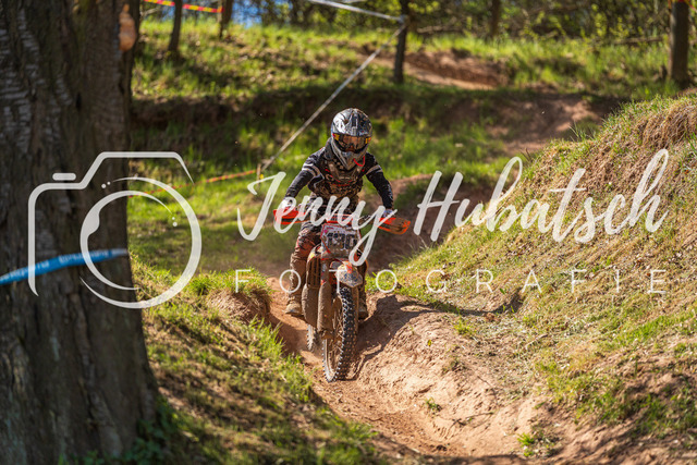 JHF.ECHT.4h.Samstag1638 | jennyhubatsch-endurofotografie