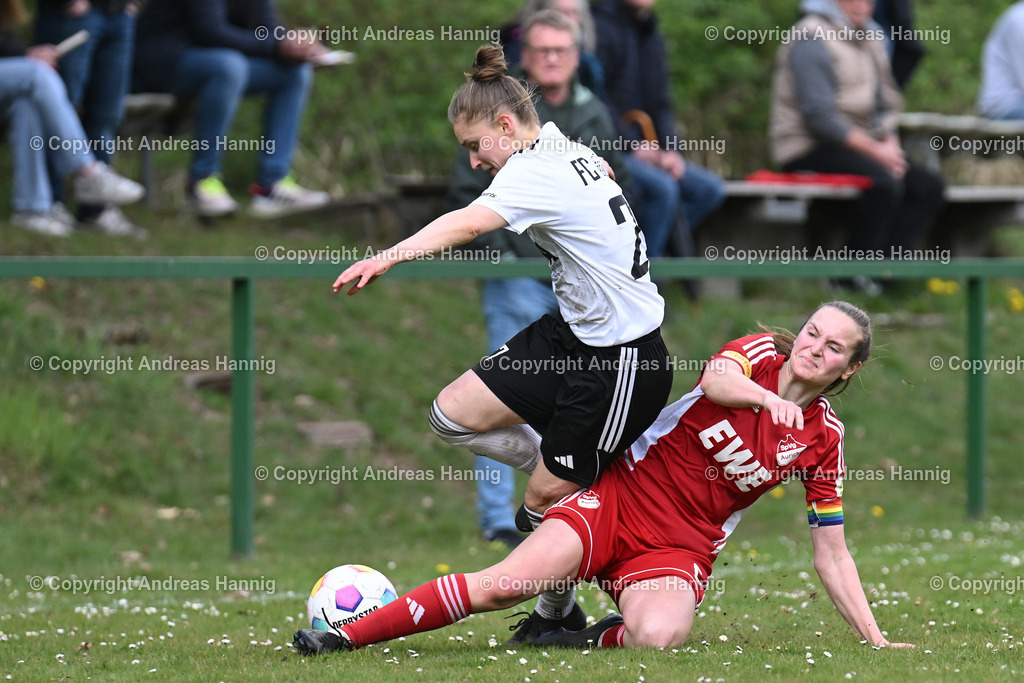 Fußball I Frauen I Saison 2024-25 I Oberliga I FC Jesteburg-Bendestorf - SpVg Aurich Frauen I 13.4.2025 | a-hannig - Realisiert mit Pictrs.com