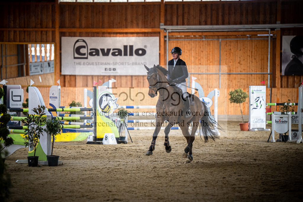 DOS_1223 | Entdecke hochwertige Reitturnierfotos von Foto Oger. Professionell, emotional und authentisch – jetzt Lieblingsmomente im Shop bestellen.Deutschlandweite Turnierfotografie. - Realisiert mit Pictrs.com