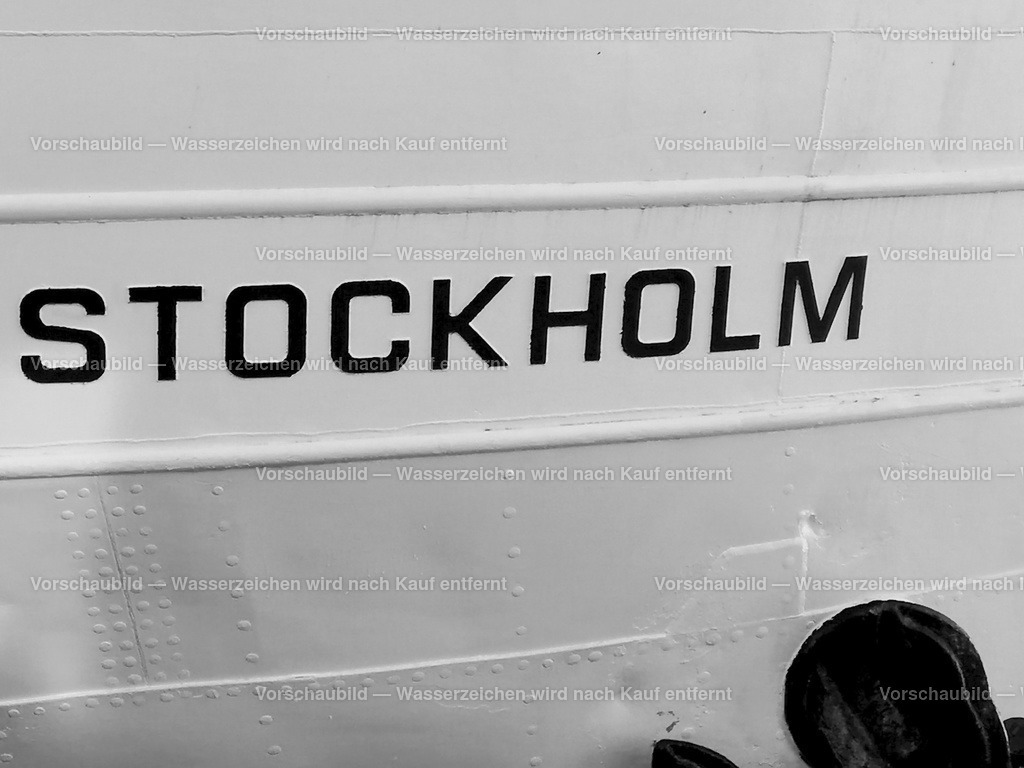 Dampfer Stockholm | online Fotogalerie mit schwarz-weiß Fotografien und Shop für zeitlose  Poster und Leinwände in stilvollem schwarz weiß  - Realisiert mit Pictrs.com