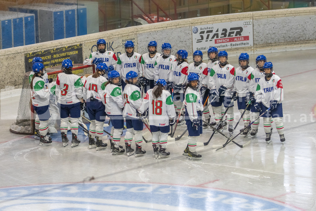 Dameneishockey | Dameneishockey, U18 Turnier am 31.08.2024 in Spittal (Eis-Sport-Arena - Sportzentrum Spittal), Austria, (Photo by Ernst Krawagner sport-fan.at) - Realisiert mit Pictrs.com