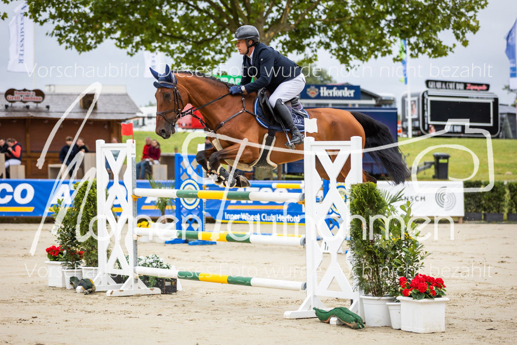 BHO-2PhSpr-M-5-2014 | MomenTaufnahmen Pferdesportfotos