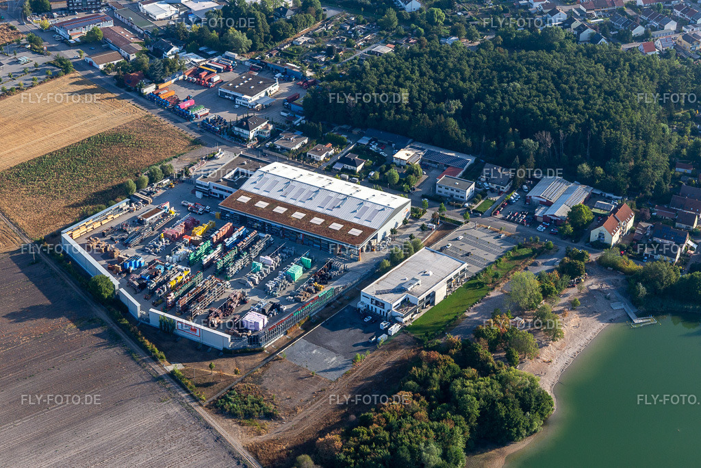 Union Bauzentrum Hornbach Neuhofen https://hornbach-baustoff-union.com/standort/neuhofen | Luftbild: Union Bauzentrum Hornbach Neuhofen https://hornbach-baustoff-union.com/standort/neuhofen in Neuhofen im Bundesland Rheinland-Pfalz in Deutschland. Foto: IMG_133923.jpg vom 21.08.2022 durch ©2025 Werner Riehm fly-foto.de/copyright - Realisiert mit Pictrs.com
