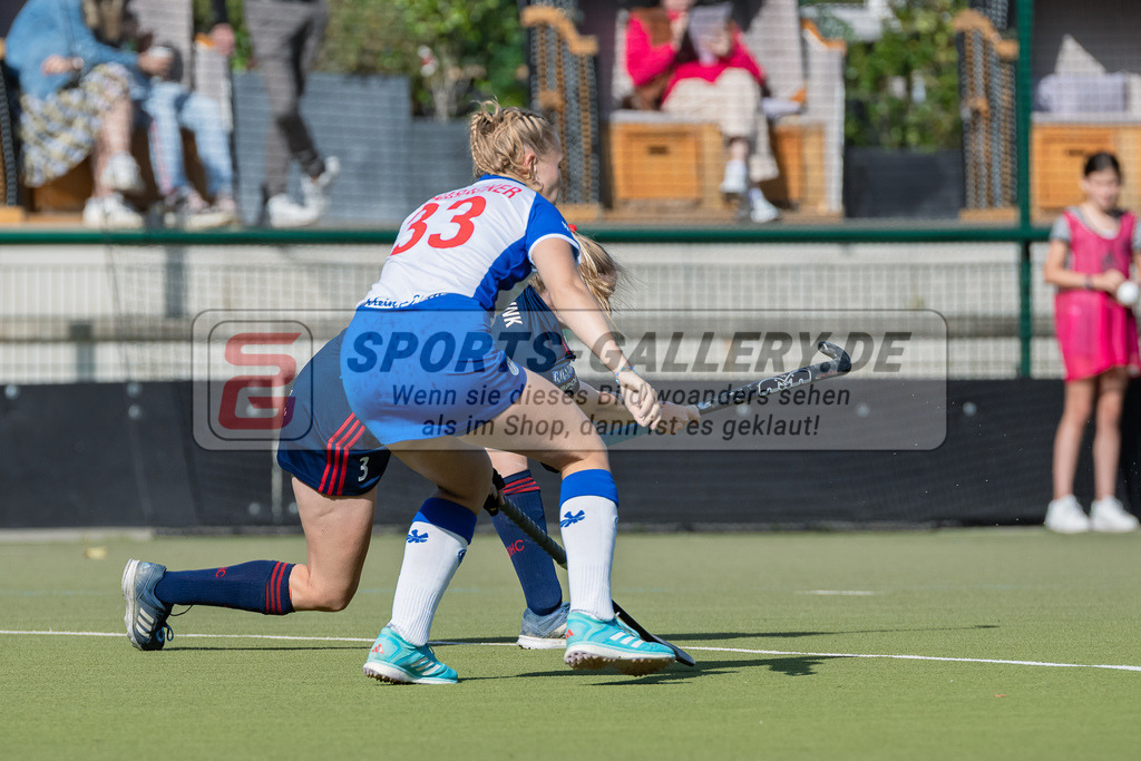 HK_20231007_105031 | 1.Bundesliga Damen Düsseldorfer HC - Großflottbeker THGC am 7.10.2023 DHC, Düsseldorf , Annika Sprink ( Düsseldorfer HC #3 ) , Greta Schabacker ( Großflottbeker THGC )