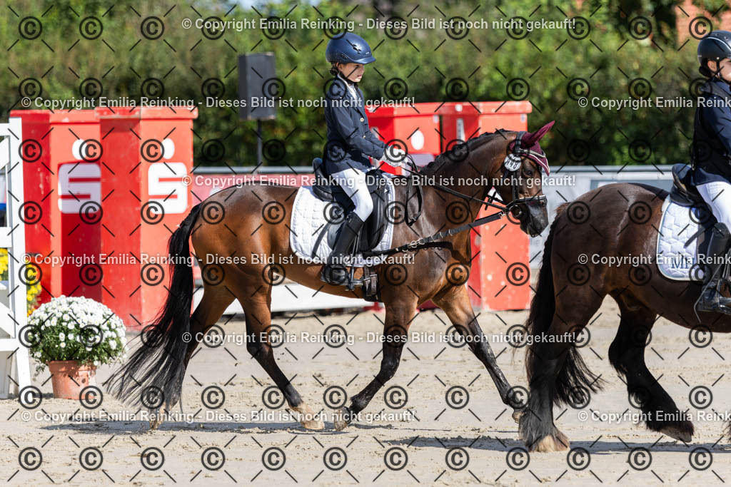 CL5A1840 | Emilia Reinking Fotografie - Realisiert mit Pictrs.com