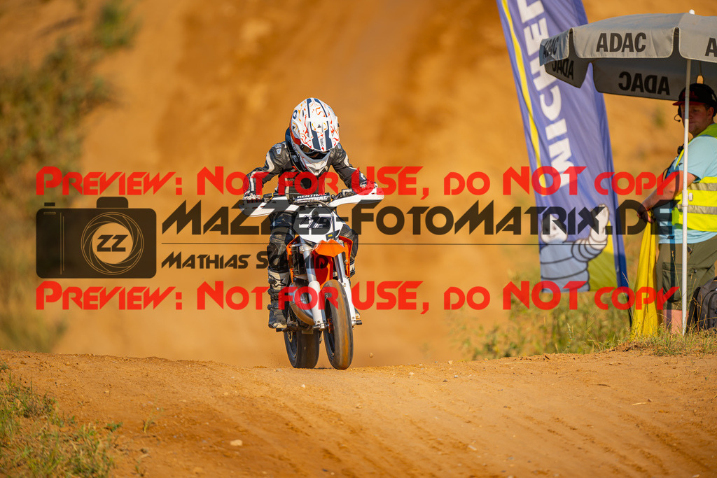 MaZZes-Fotomatrix-20260815-598830 | ROOKIES