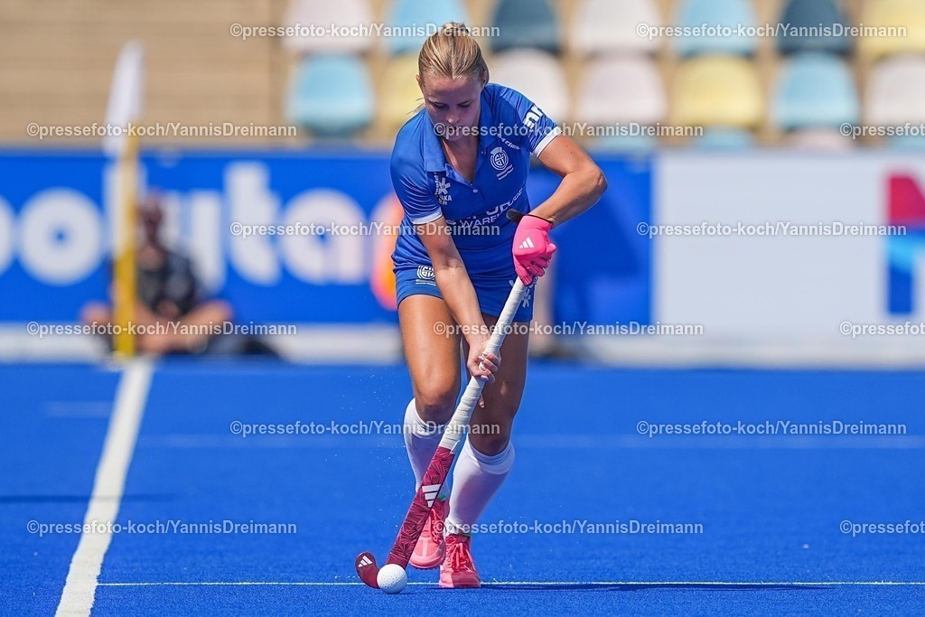 xydrx13082502050 | 13.08.2025, xydrx, Frauen EuroHockey Championship 2025, Gruppenphase, Gruppe B, Belgien - Schottland, Sparkassenpark Mönchengladbach: Ellie Mackenzie (SCO #35)