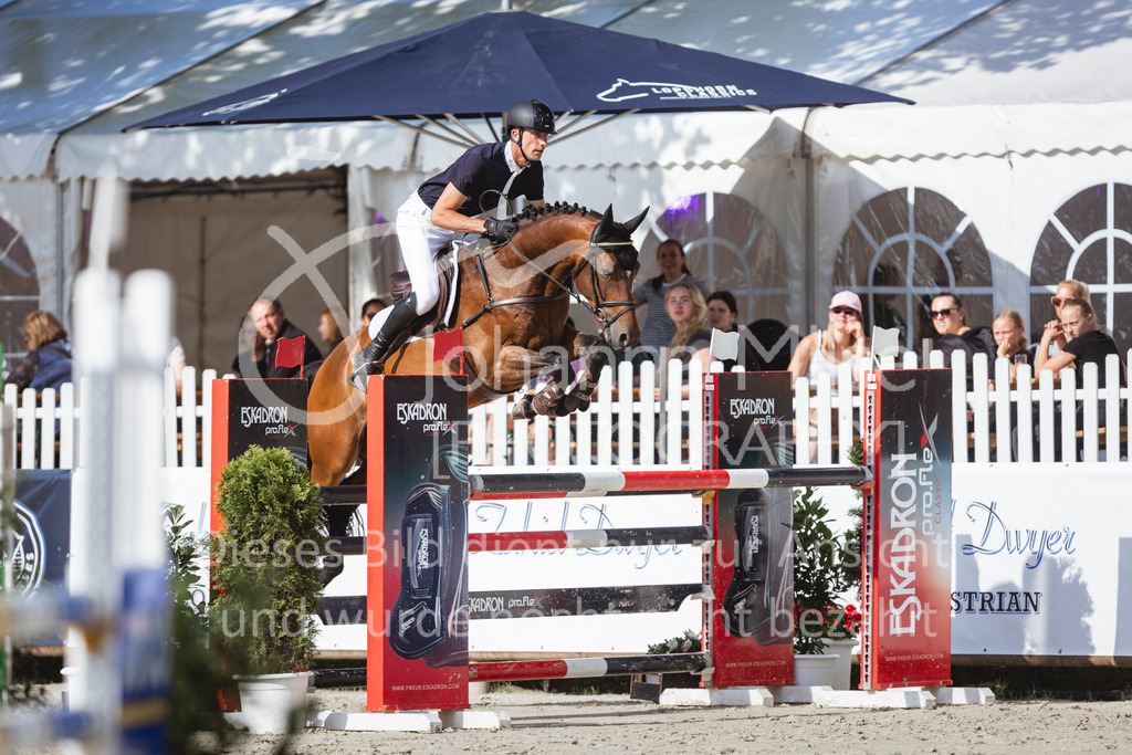 240711_BHO_M1-Spr-1-639 | Deine schönsten Turniermomente als professionelle Fotos! Entdecke hochwertige Pferdesport-Fotografie im Online-Shop. Jetzt Fotos finden & bestellen!