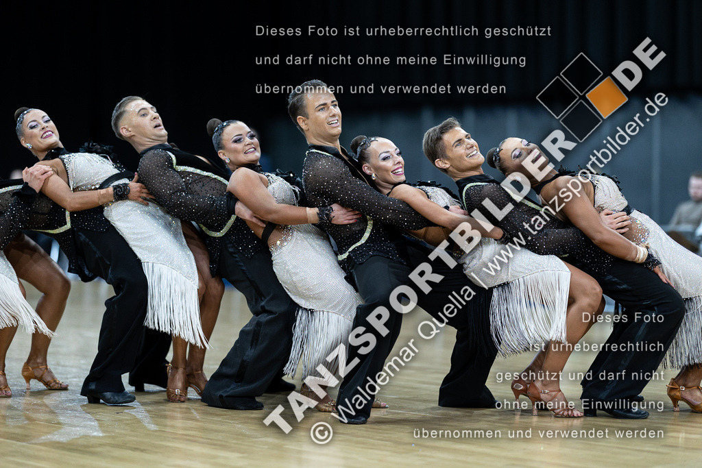 20230226-11258 | Hier finden Sie Tanz Bilder vom Latein und Standard Formationen tanzen. Sportbilder vom Tanzsport. Schöne Fotos und von Weltmeisterschaft, Europameisterschaft, Bundesliga, Regionalliga, Oberliga und Landesliga sowie von GOC Stuttgart, DanceComp, WM Bremen