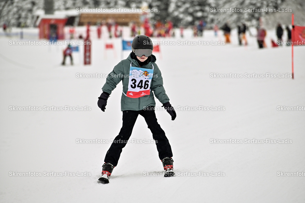 SRF_20.02.2026_0045 | Skirennfotos,Serfaus,Fiss,Ladis,Kinderskirennen,Winter,Tirol,Oberland,skirace,SFL,feelfree,weil wir's genießen,ski,Ski,skifahren,Sonnenplateau, - Realisiert mit Pictrs.com