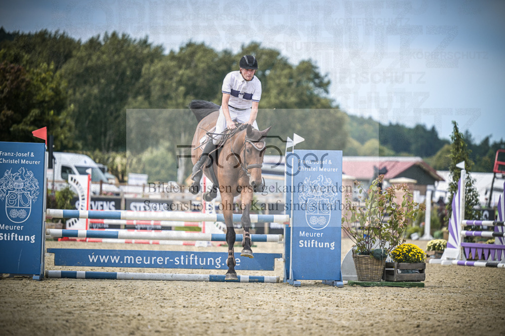 DOS_4225 | Entdecke hochwertige Reitturnierfotos von Foto Oger. Professionell, emotional und authentisch – jetzt Lieblingsmomente im Shop bestellen.Deutschlandweite Turnierfotografie. - Realisiert mit Pictrs.com