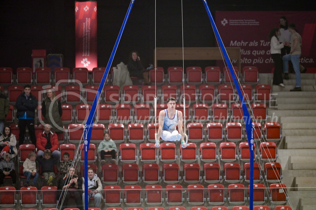 Schweizer Meisterschaften Kunstturnen Mannschaften Männer (B) - 22. November 2025 | Schweizer Meisterschaften Kunstturnen Mannschaften Männer (B)AXA Arena, WinterthurBild: Sportfotografie Markus Aeschimann | www.markus-aeschimann.ch - Realisiert mit Pictrs.com