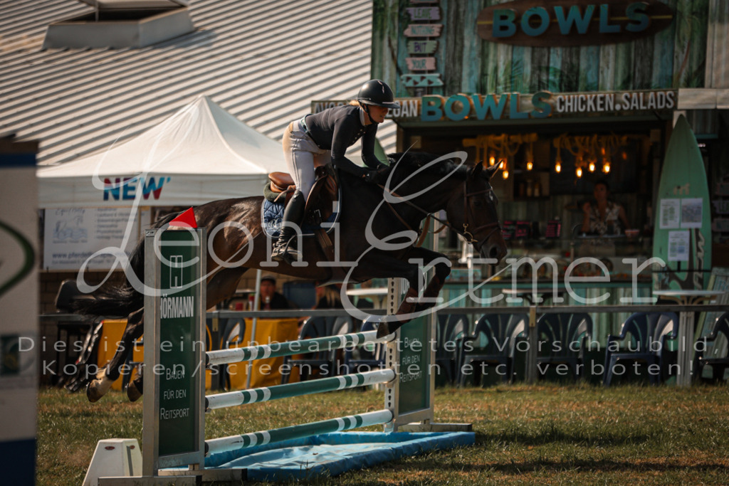 13.FrPfA00142 | Leoni Ertmer Photography - Realisiert mit Pictrs.com