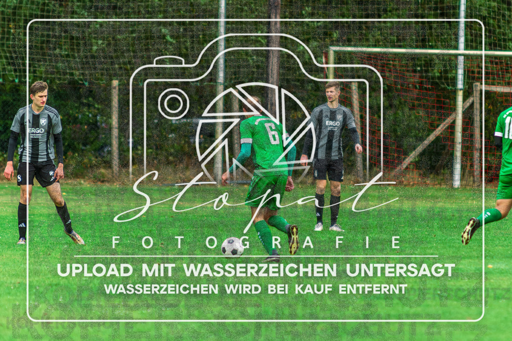 SGWFGFS-1022 | Moritz-Bjarne Bartels (SG Wintermoor/Schuelern #06) beim Herren Kreisliga HK Spiel zwischen SG Schulern/Wintermoor und FG Fulde-Stellichte im Stadion Wintermoor, Schneverdingen (Simon Paul Stopat) - Realisiert mit Pictrs.com