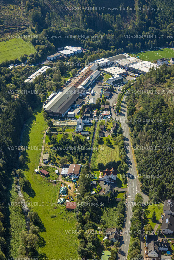 Lennestadt230909989Altenhundem | Luftbild, Gewerbegebiet mit Tracto-Technik GmbH, An der Karlshütte, Langenei, Lennestadt, Sauerland, Nordrhein-Westfalen, Deutschland