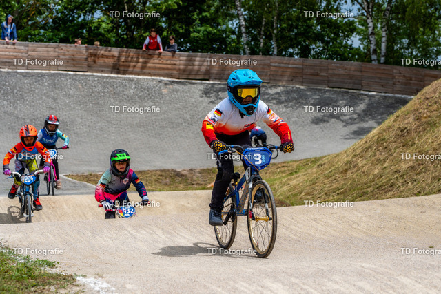 BayBMX2026-05355 | Fotogalerie von Thomas Dettweiler mit Eventbildern und lizenzfreien Fotos. Perfekt als Wandbild, für Büro, Website oder private Nutzung. - Realisiert mit Pictrs.com