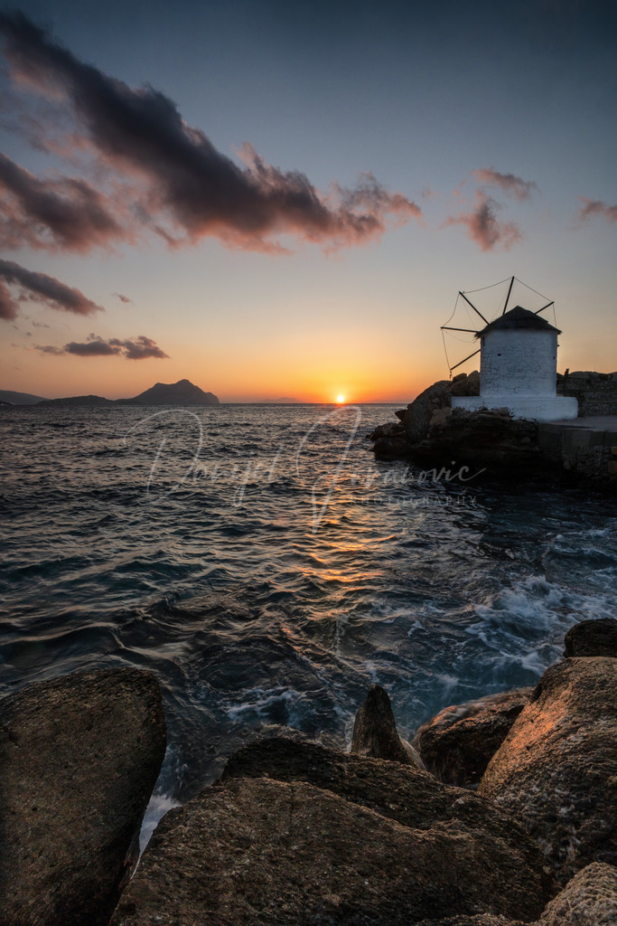 Aegiali | Windmühle in Aegiali, Amorgos