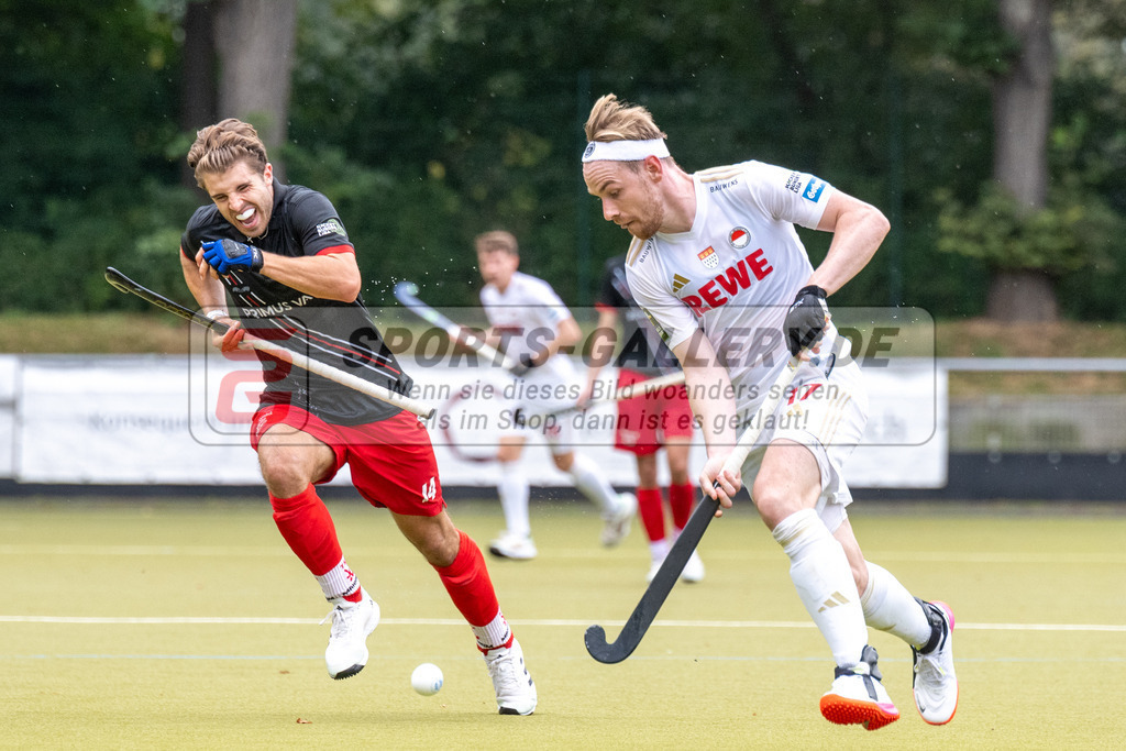 SFE_20230916_0040 | Hockey 1. Bundesliga Herren Rot-Weiss - TSV Mannheim am 16.09.2023 in Köln (KTHC Stadion Rot-Weiss Köln Tennis and Hockey Club), Photo: Stephan Fehrmann 2023 (Sports-Gallery),Christopher Rühr ( Rot-Weiss Köln #17 )