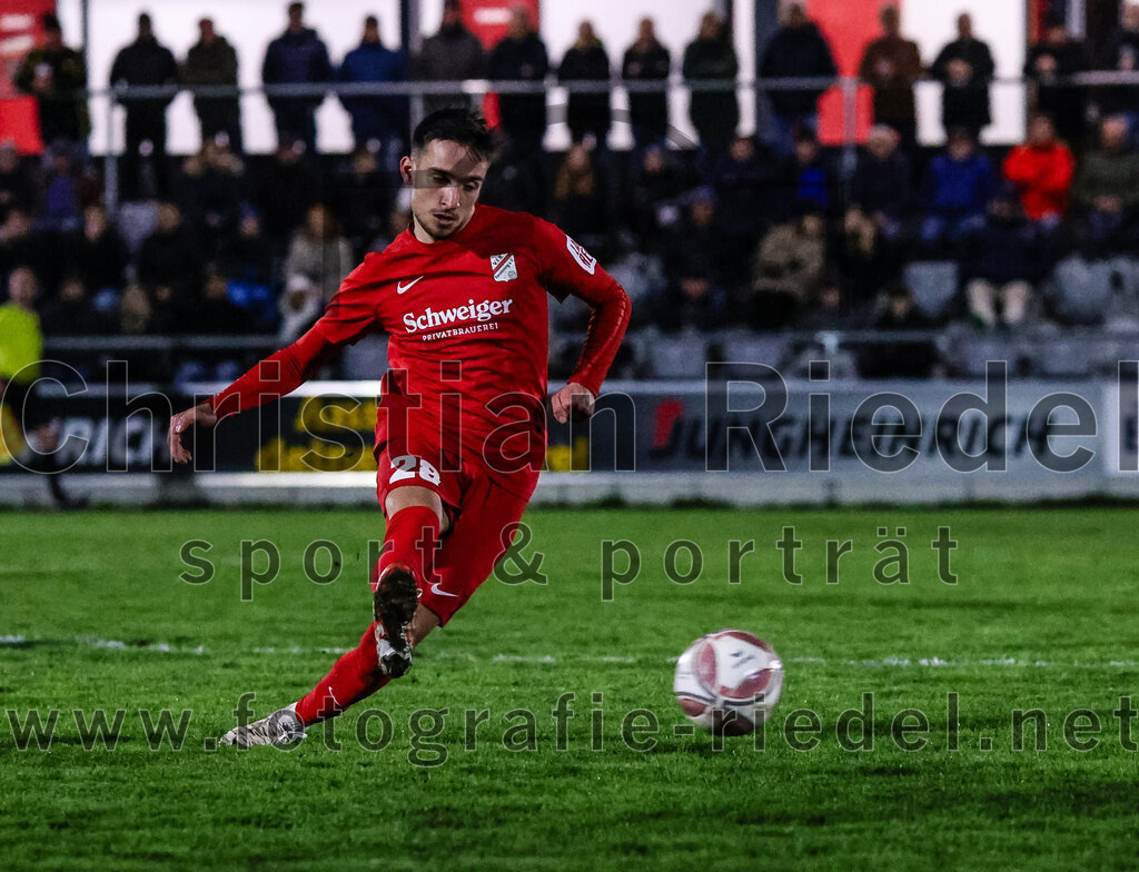 2024-03-28_068_FC_Schwaig_gegen_VfB_Forstinning | Oberding, Deutschland, 28.03.2024:
Fußball, Landesliga Südost 2023 / 2024, 27. Spieltag, FC Schwaig gegen VfB Forstinning, Endergebnis: 2:1

Matija Milic (VfB Forstinning, #28)

Foto: Christian Riedel / fotografie-riedel.net
