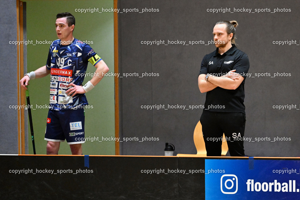 KAC Floorball vs. VSV Unihockey | #19 Philipp Seiser VSV Unihockey, Headcoach VSV Unihockey Sami Aalto, KAC Floorball vs. VSV Unihockey, KAC Floorball vs. VSV Unihockey am 21.03.2026 in Klagenfurt (Ballspielhalle Waidmannsdorf), Austria, (Photo by Bernd Stefan)