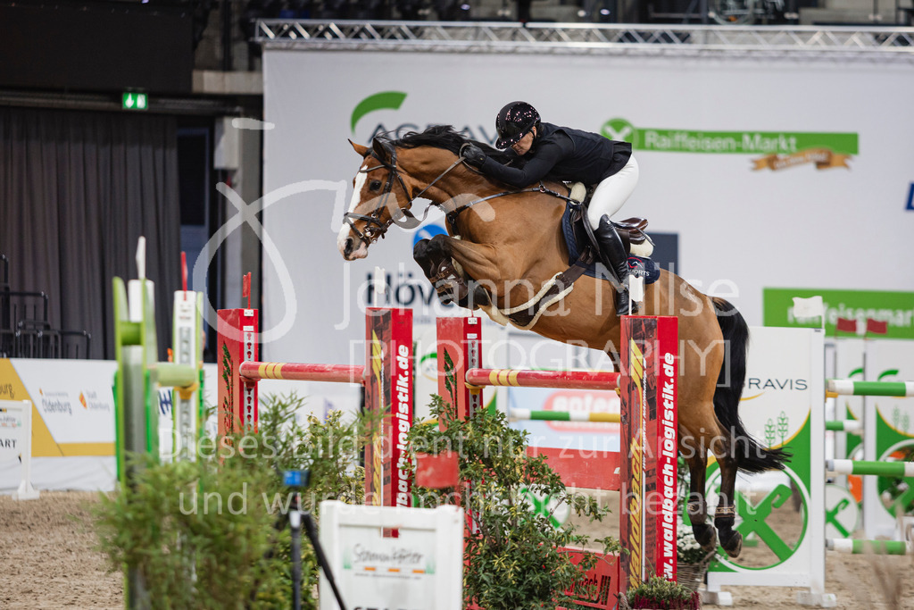 241103_Oldenburg_FinaleMittlereTour-219 | Deine schönsten Turniermomente als professionelle Fotos! Entdecke hochwertige Pferdesport-Fotografie im Online-Shop. Jetzt Fotos finden & bestellen!