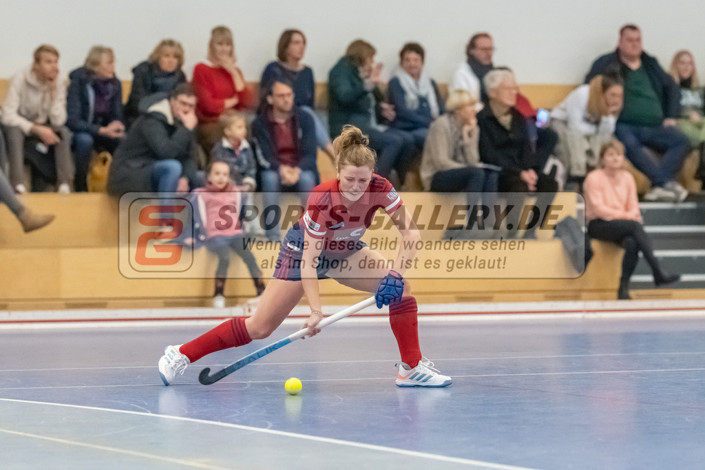 HK_20221203_101867 | 1. Bundesliga ( Halle ) Damen Düsseldorfer HC -  Bonner THV am 3.12.2022 Düsseldorfer HC, Düsseldorf , Maike Schaunig ( Düsseldorfer HC #21 )