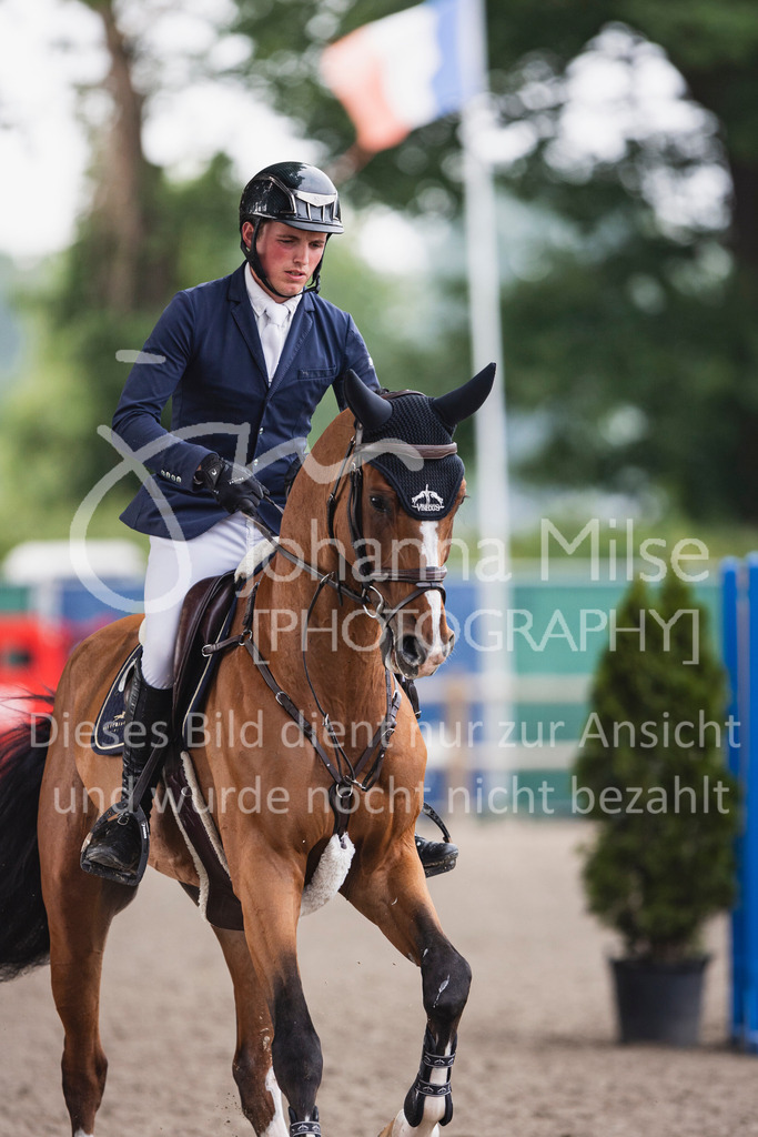 250610_Mühlen_SprPf-A2-234 | Deine schönsten Turniermomente als professionelle Fotos! Entdecke hochwertige Pferdesport-Fotografie im Online-Shop. Jetzt Fotos finden & bestellen!