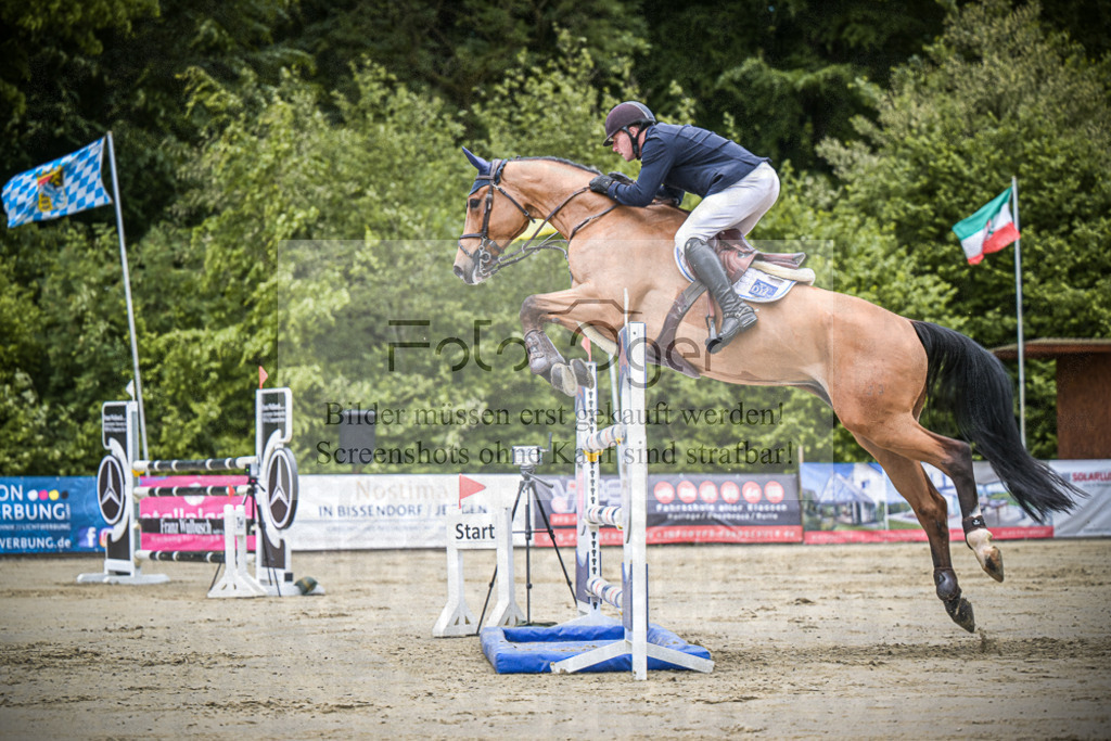 DOS_4953 | Entdecke hochwertige Reitturnierfotos von Foto Oger. Professionell, emotional und authentisch – jetzt Lieblingsmomente im Shop bestellen.Deutschlandweite Turnierfotografie. - Realisiert mit Pictrs.com