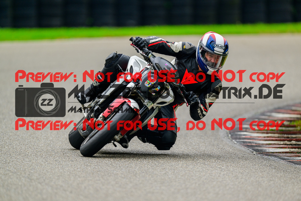 MaZZes_Fotomatrix_20241003_6007705_7126 | ROT