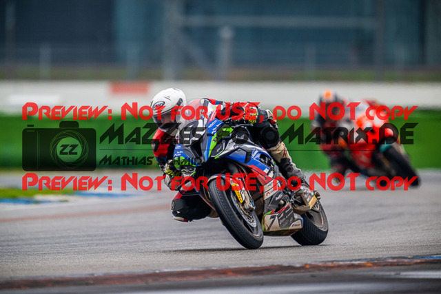 MaZZes_FotoMatrix_220925_6256 | IDM1000