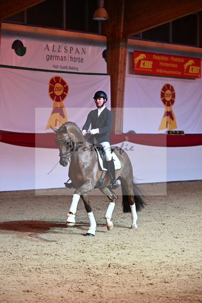 Feliciano_Wadenspanner_2254391 | hf-fotografie - Realizzato con Pictrs.com