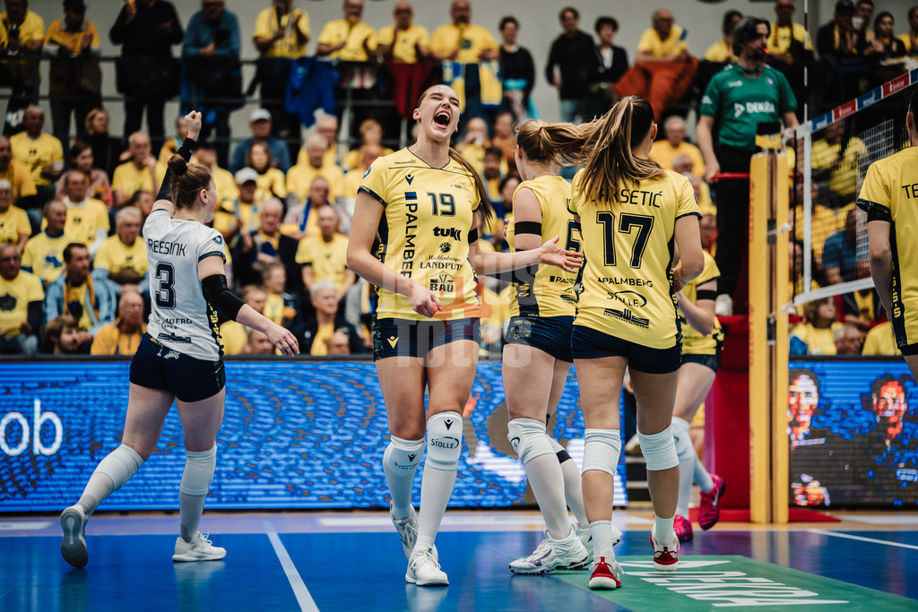 Volleyball | Frauen | Saison 2025/2026 | Volleyball Bundesliga | SSC Palmberg Schwerin vs. ETV Hamburger Volksbank Volleys | 18.10.2025 | Anna Artyshuk (#19, SSC Palmberg Schwerin) Jubel