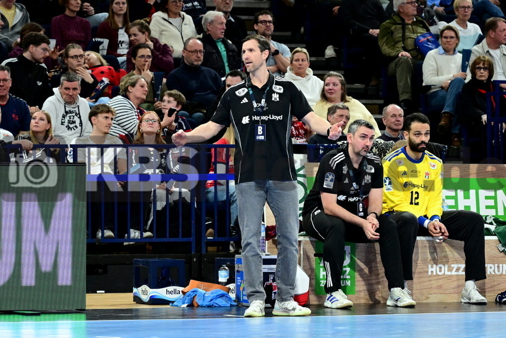 KBS Picture_HSVH-SGFl-Handewitt_049 | Jansen Torsten Trainer (HSV Hamburg) ,Sportarena :  Barclays Arena Hamburg, - Realisiert mit Pictrs.com