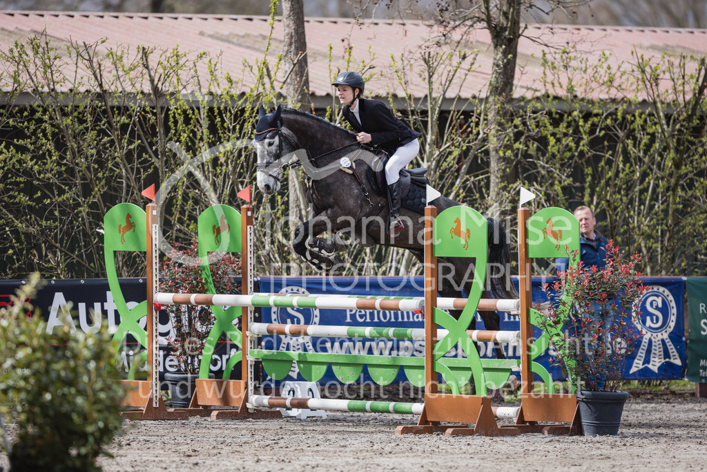 230411_Mühlen_03SprPf-L-357 | Deine schönsten Turniermomente als professionelle Fotos! Entdecke hochwertige Pferdesport-Fotografie im Online-Shop. Jetzt Fotos finden & bestellen!