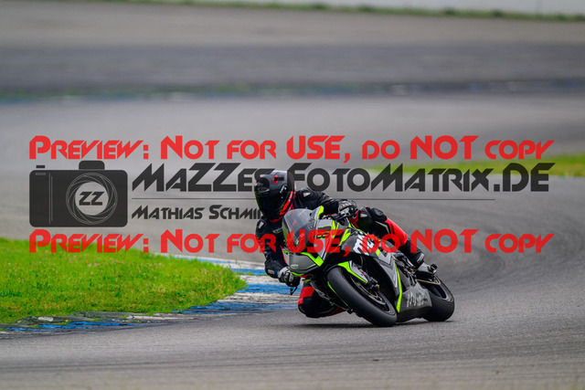 MaZZes_FotoMatrix_240521_6007705_3291 | WEISS